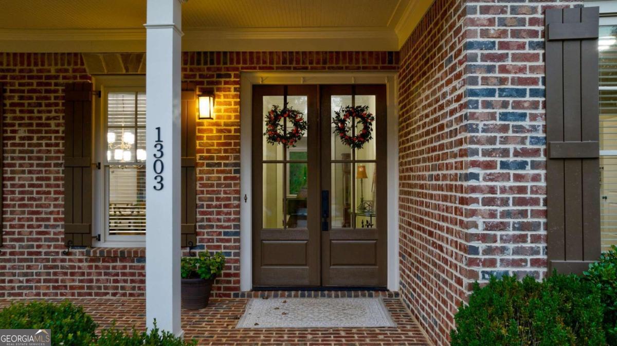 1303 Oconee Springs Drive Property Photo 2