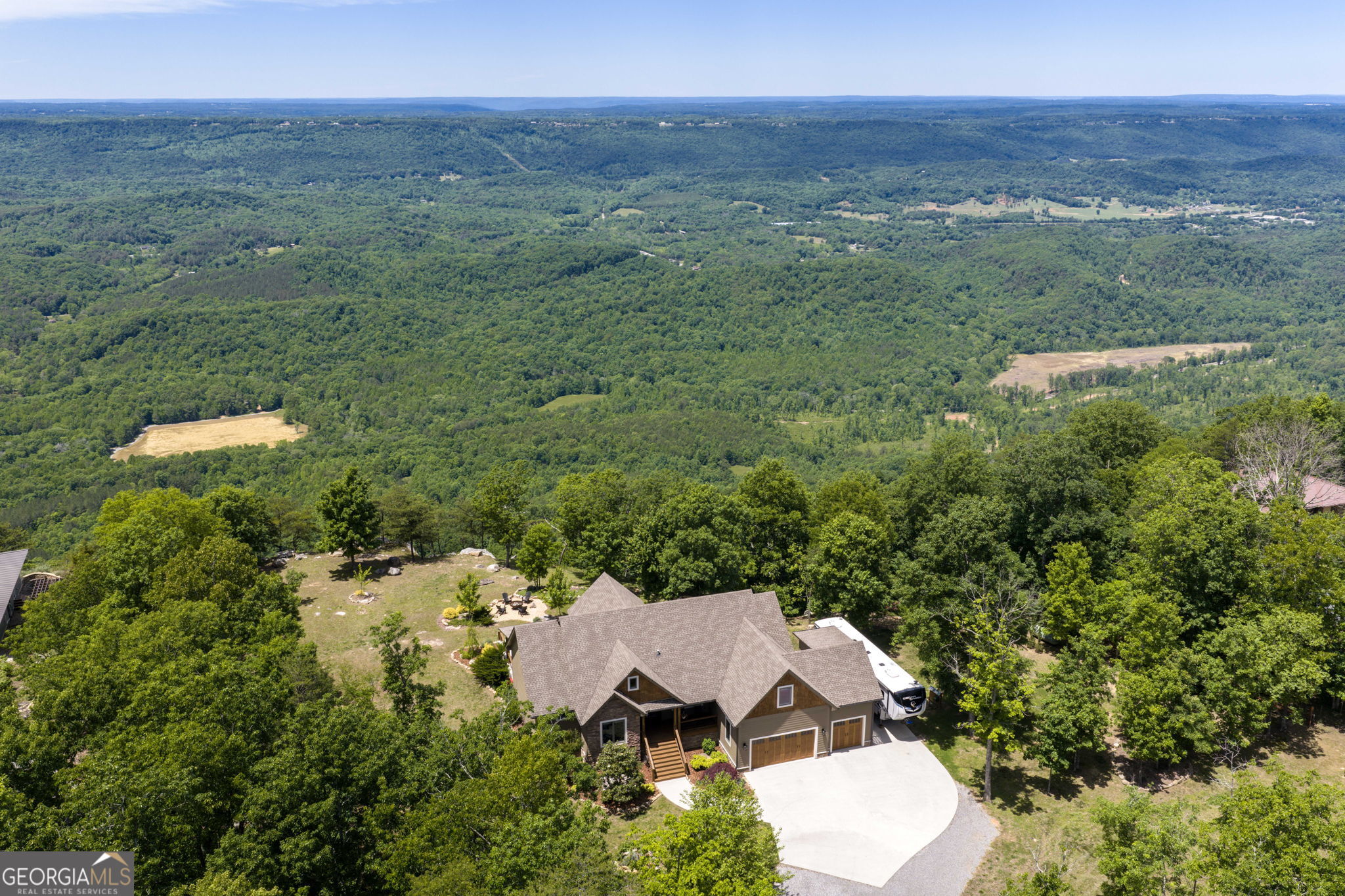3099 Sunset Drive Property Photo 1