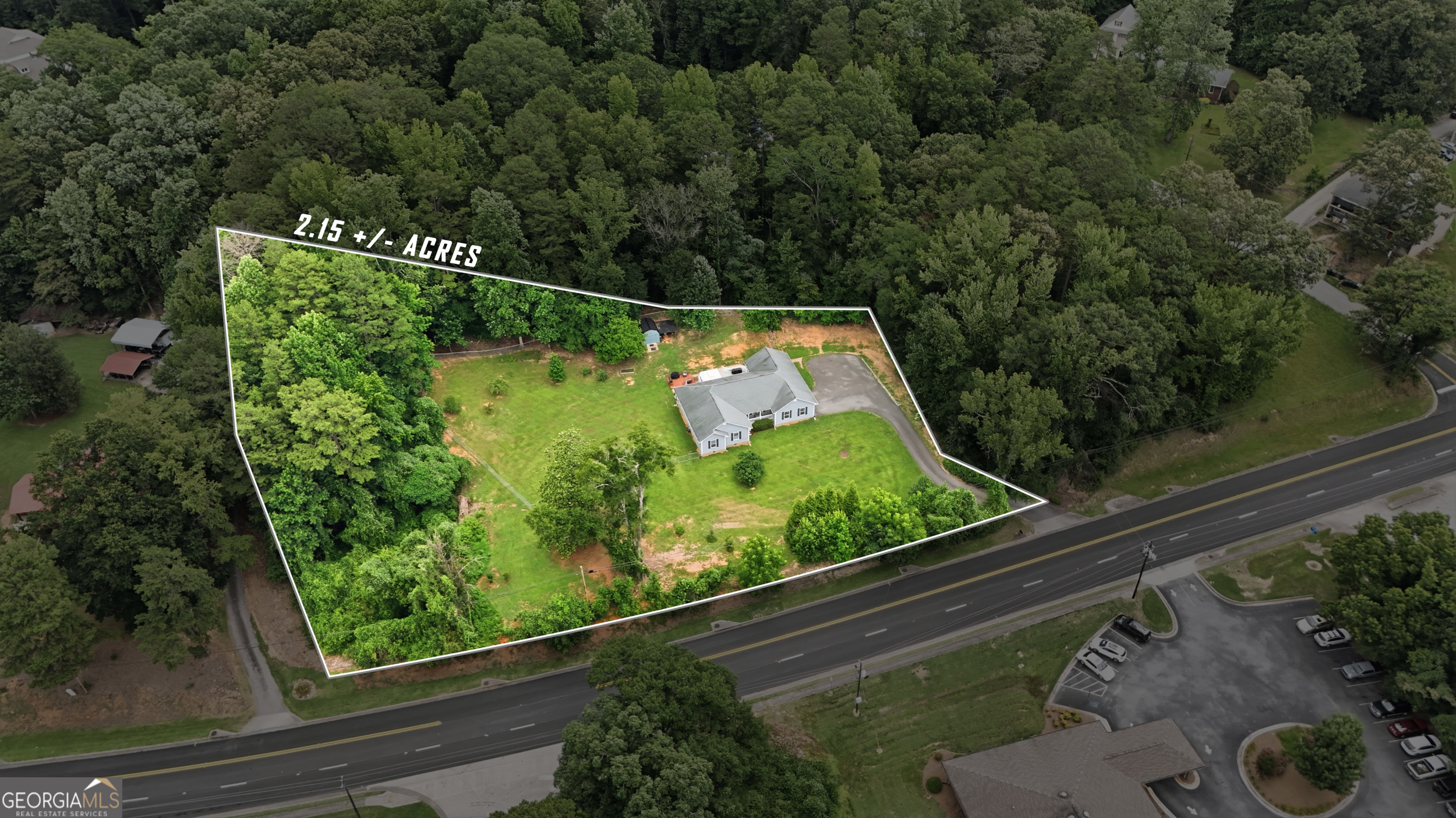 980 Falls Road Property Photo 2