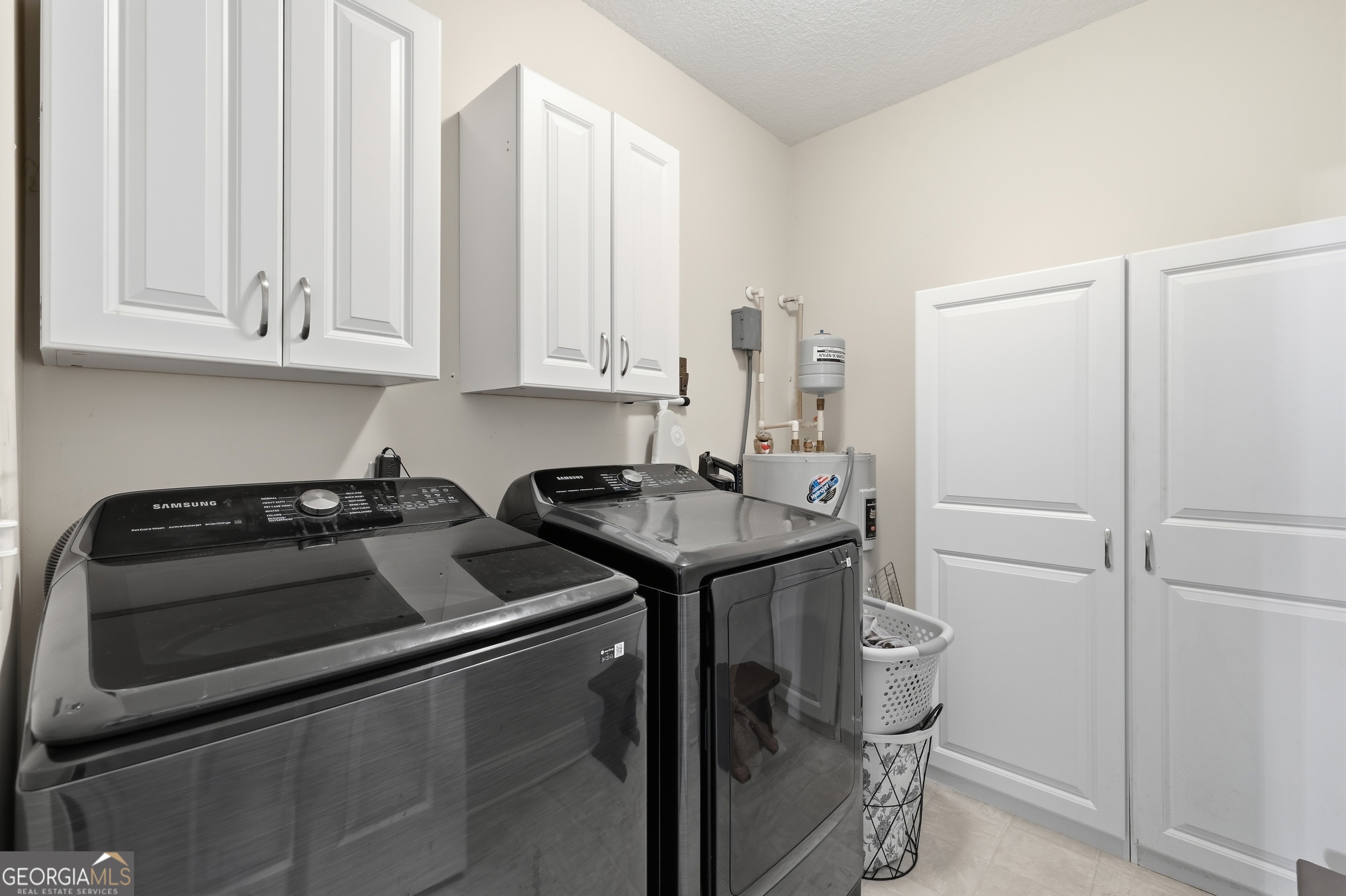 980 Falls Road Property Photo 16