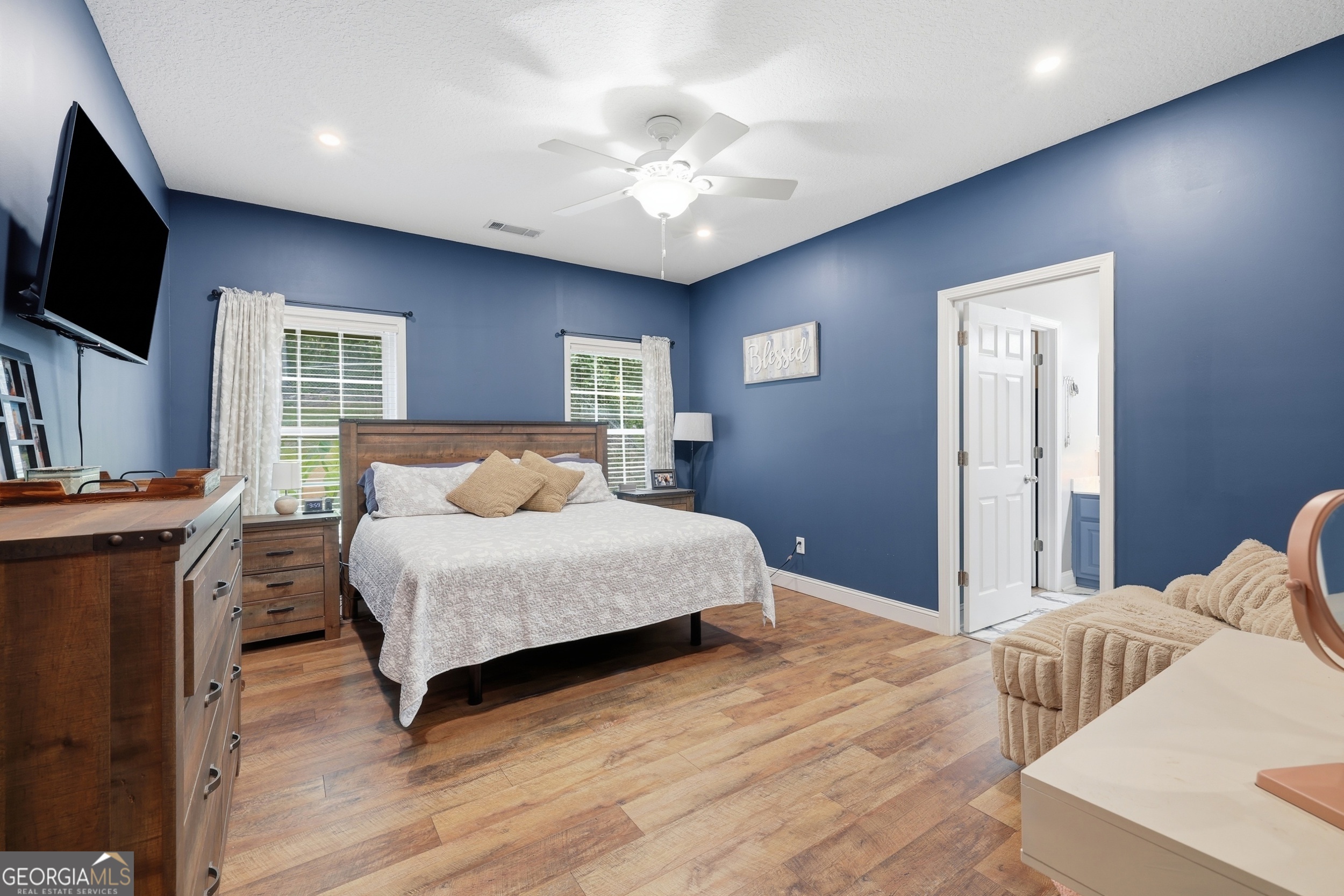 980 Falls Road Property Photo 17