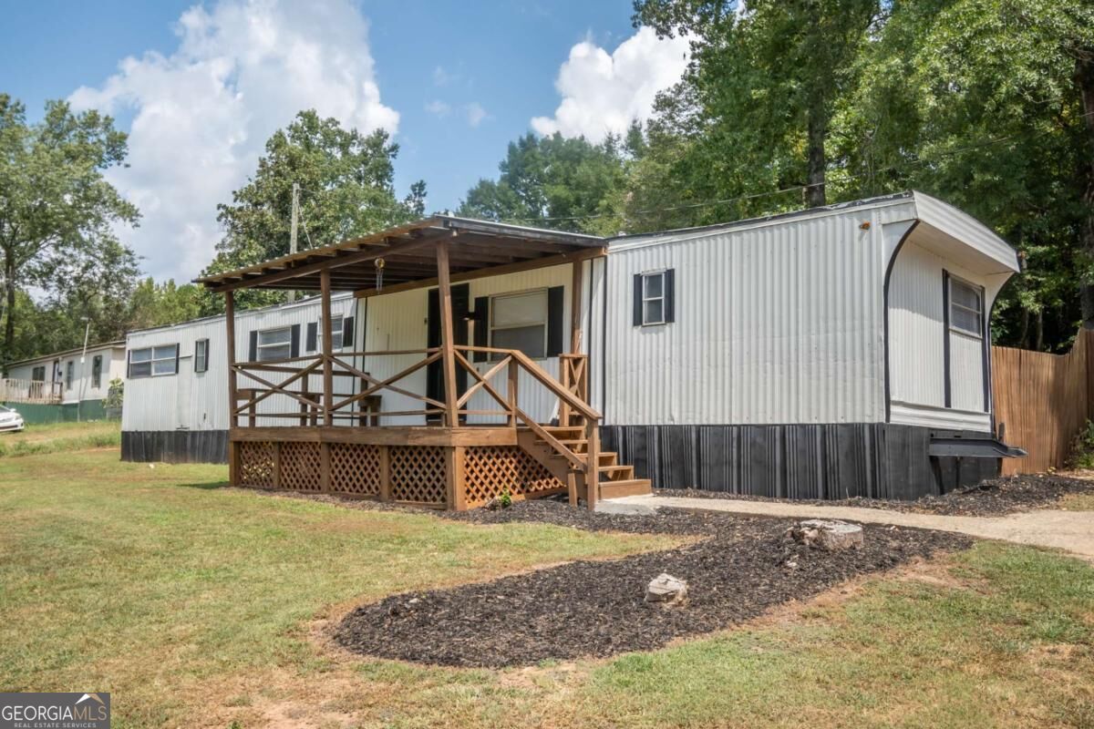 146 Amberly Drive Property Photo 2