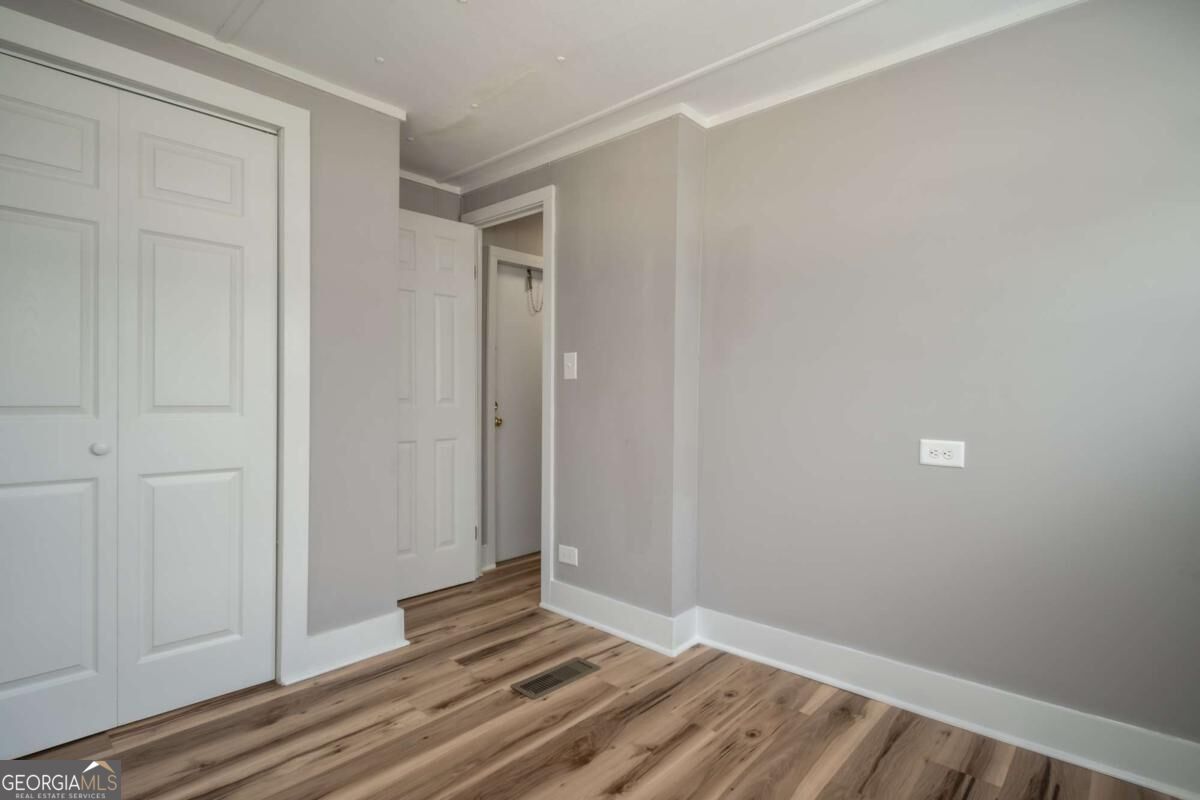 146 Amberly Drive Property Photo 30