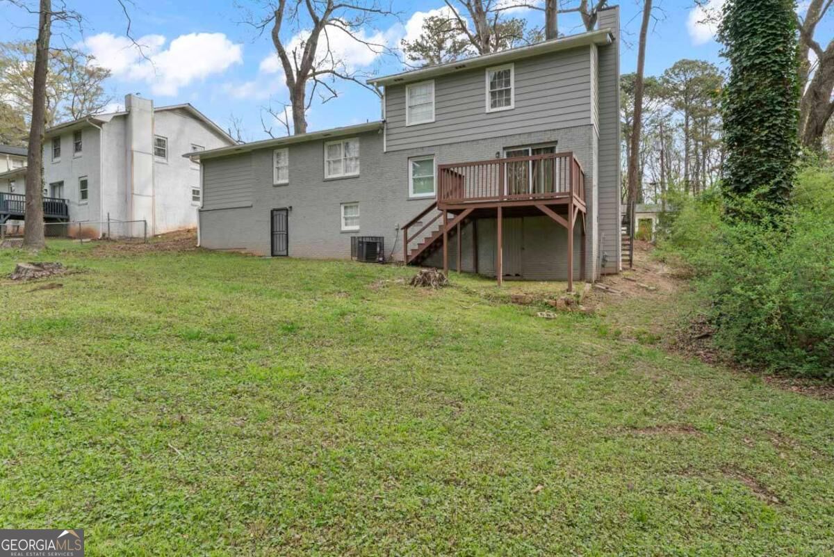 3917 Wedgefield Circle Property Photo 4