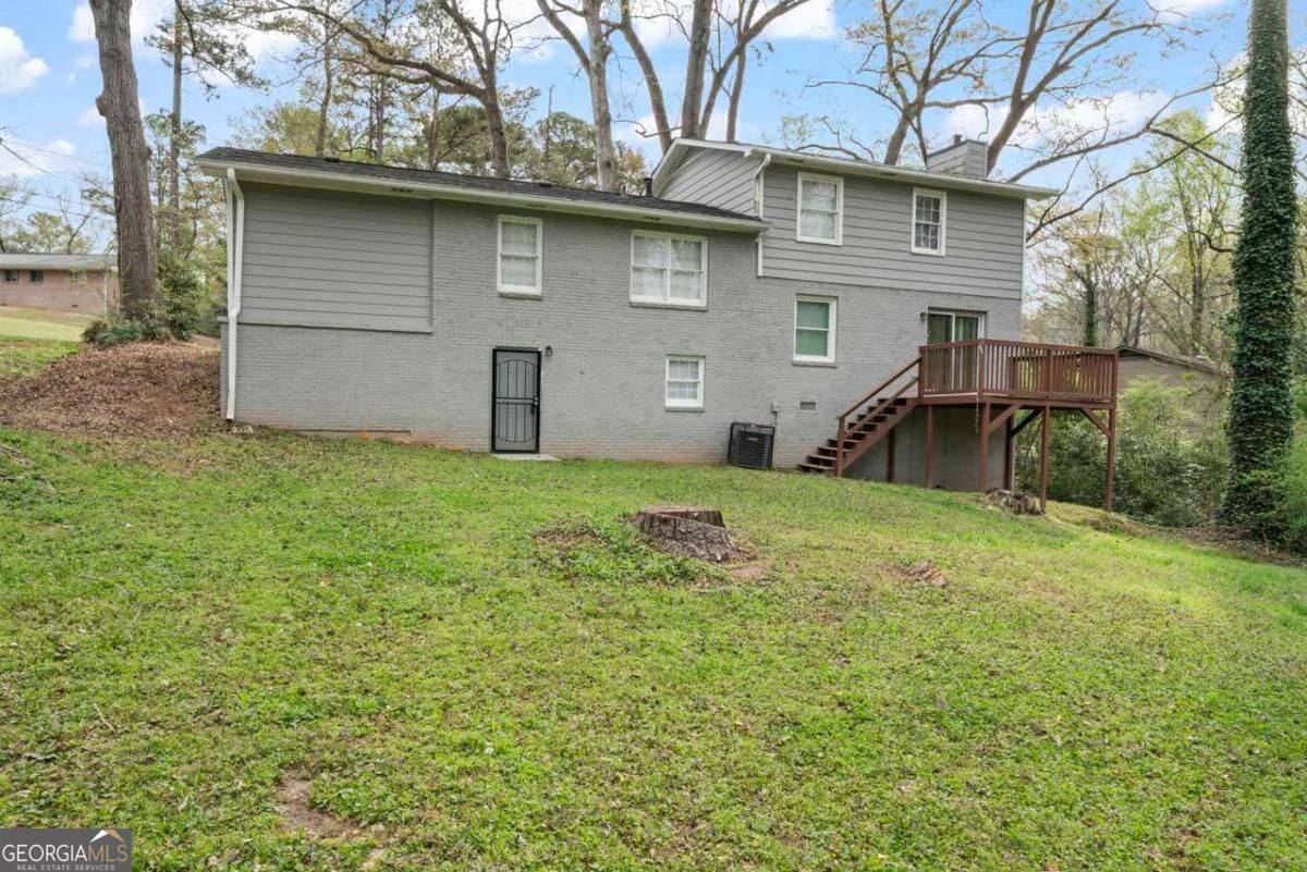 3917 Wedgefield Circle Property Photo 5