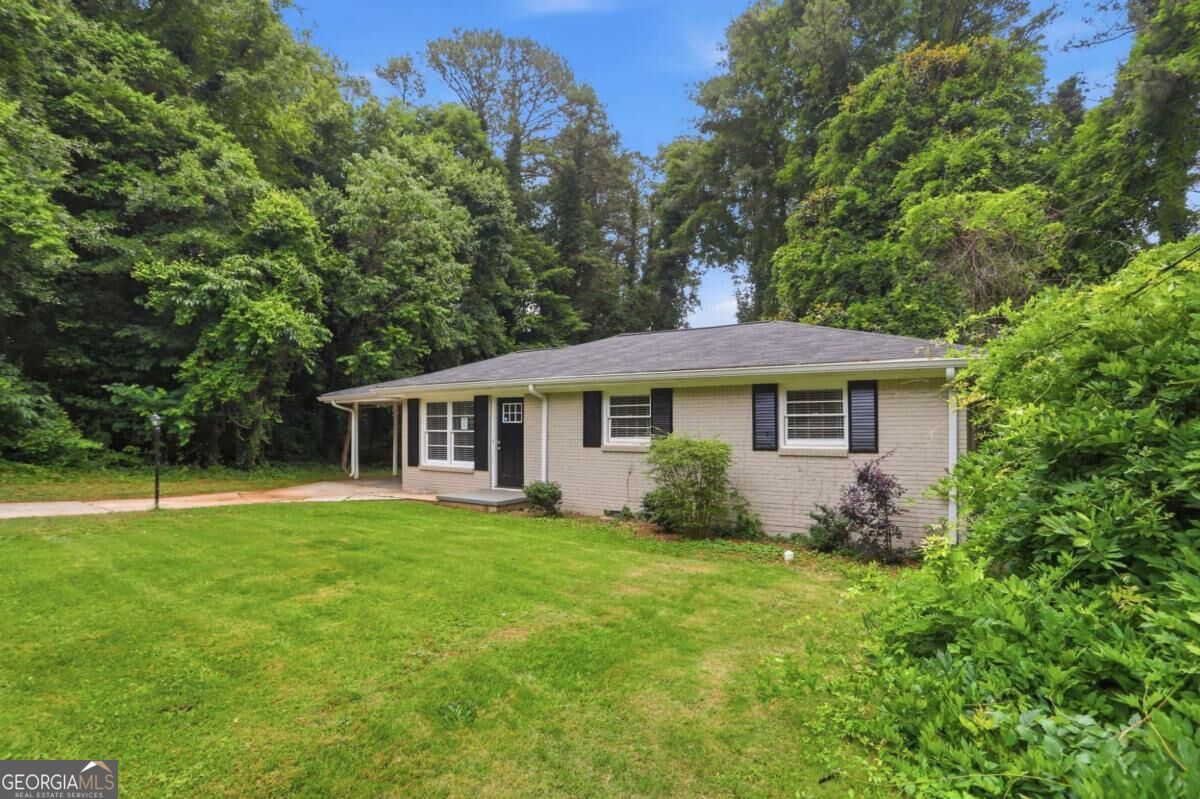 1678 Lee Street Property Photo 1