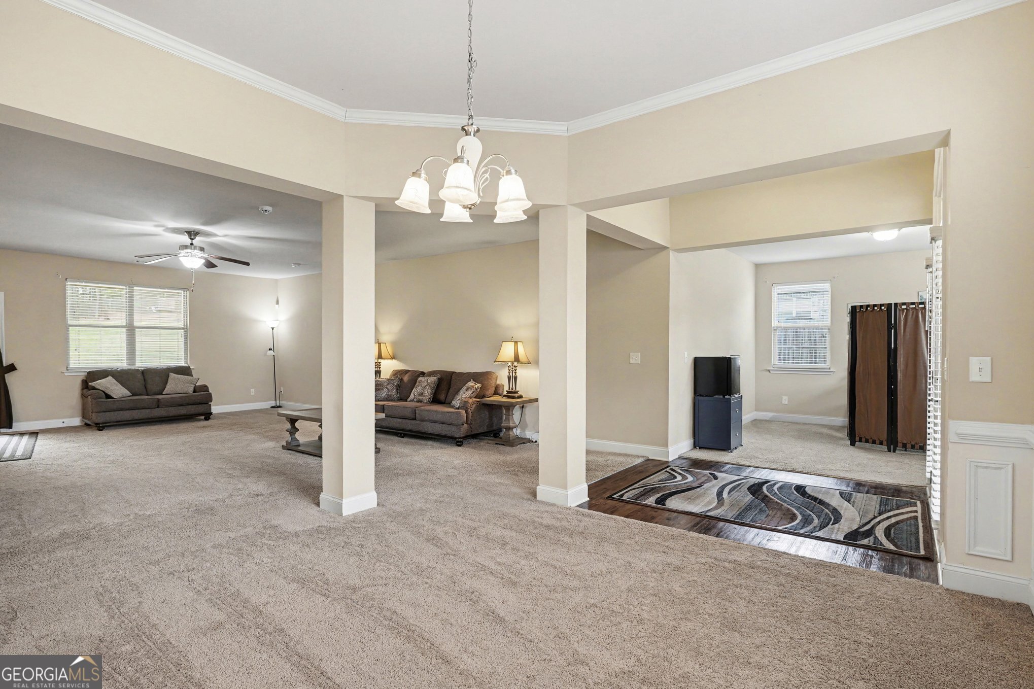 1024 Yorkshire Drive Property Photo 6