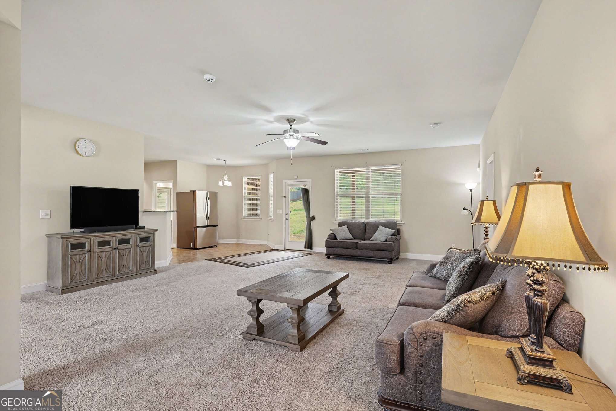 1024 Yorkshire Drive Property Photo 7