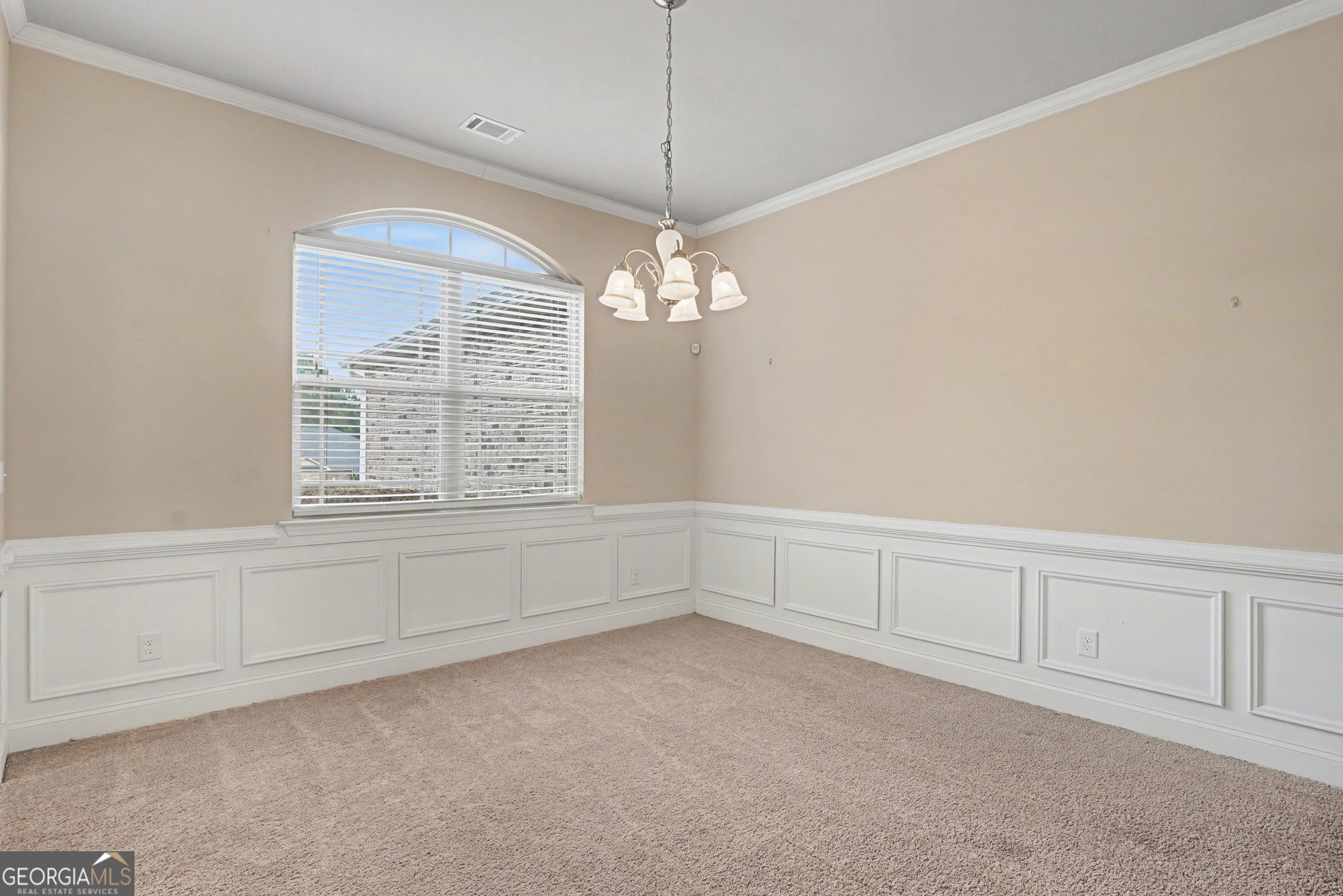 1024 Yorkshire Drive Property Photo 10