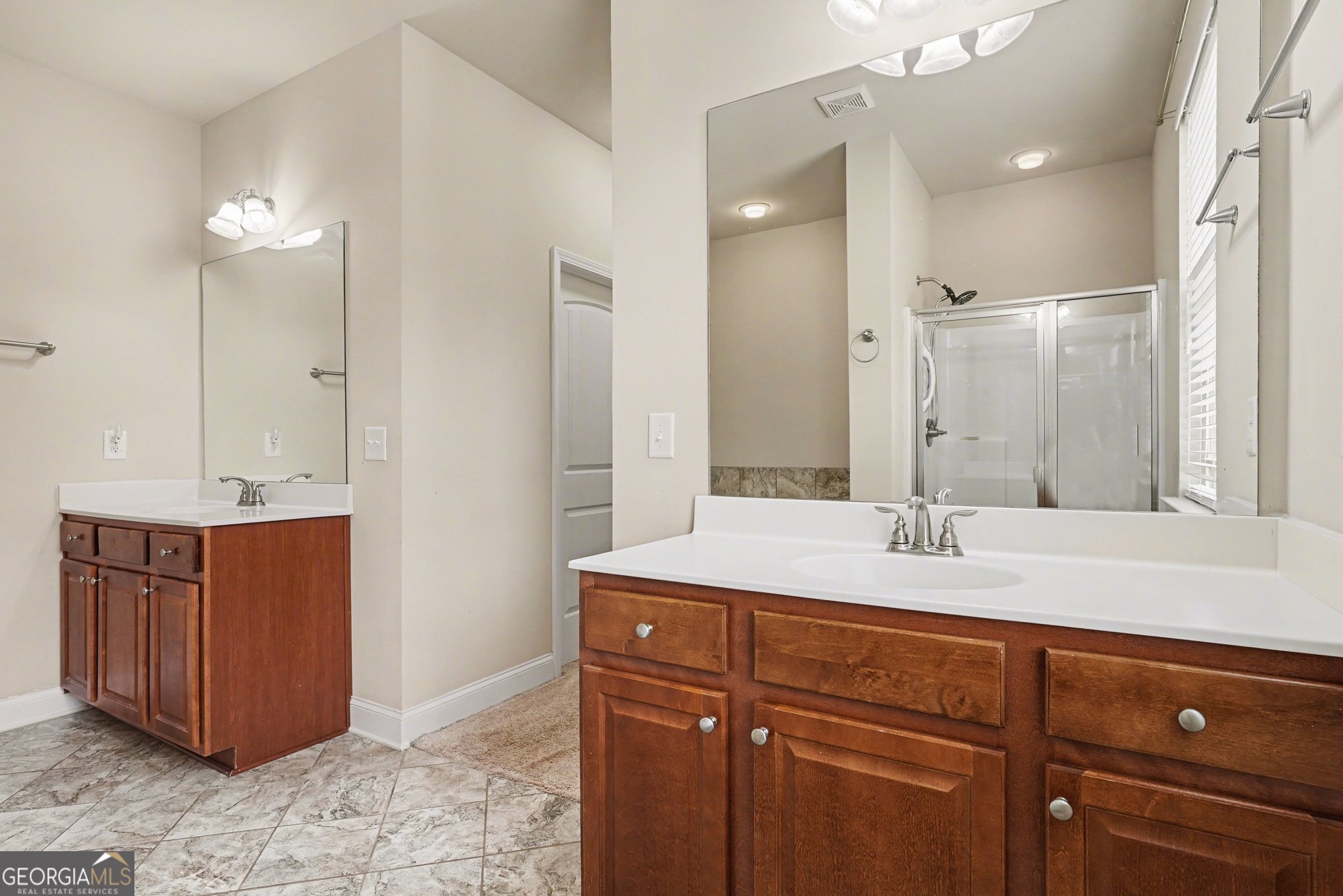 1024 Yorkshire Drive Property Photo 19