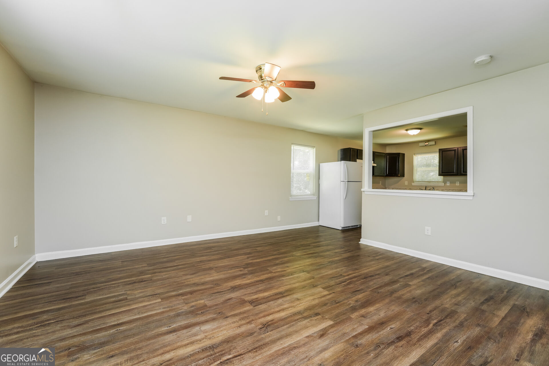 250 North Bluff Rd Property Photo 4