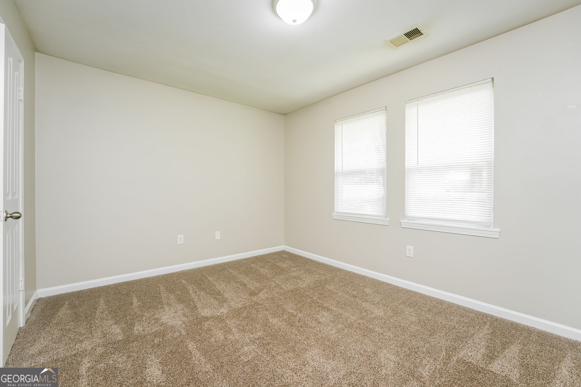 250 North Bluff Rd Property Photo 10