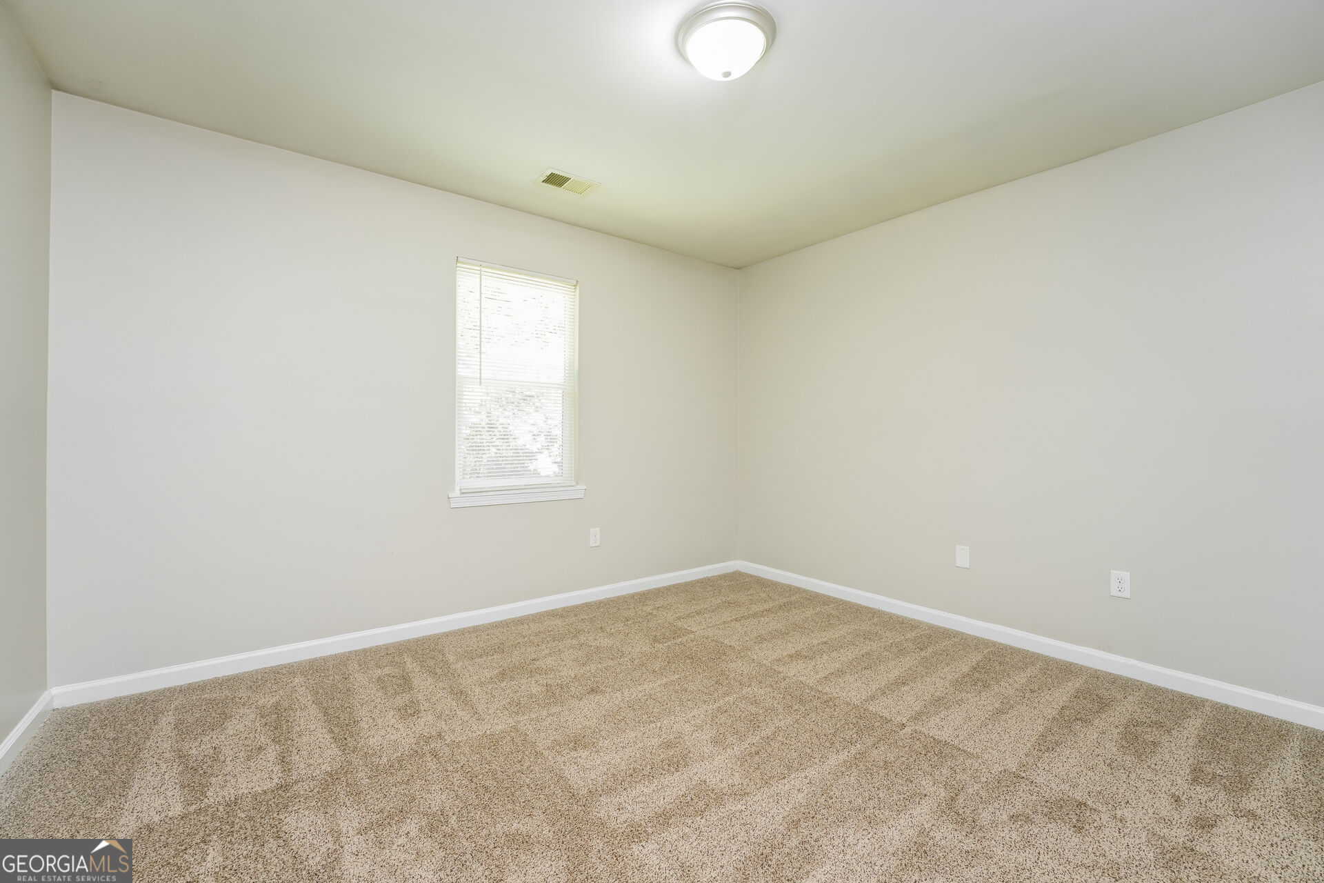 250 North Bluff Rd Property Photo 12
