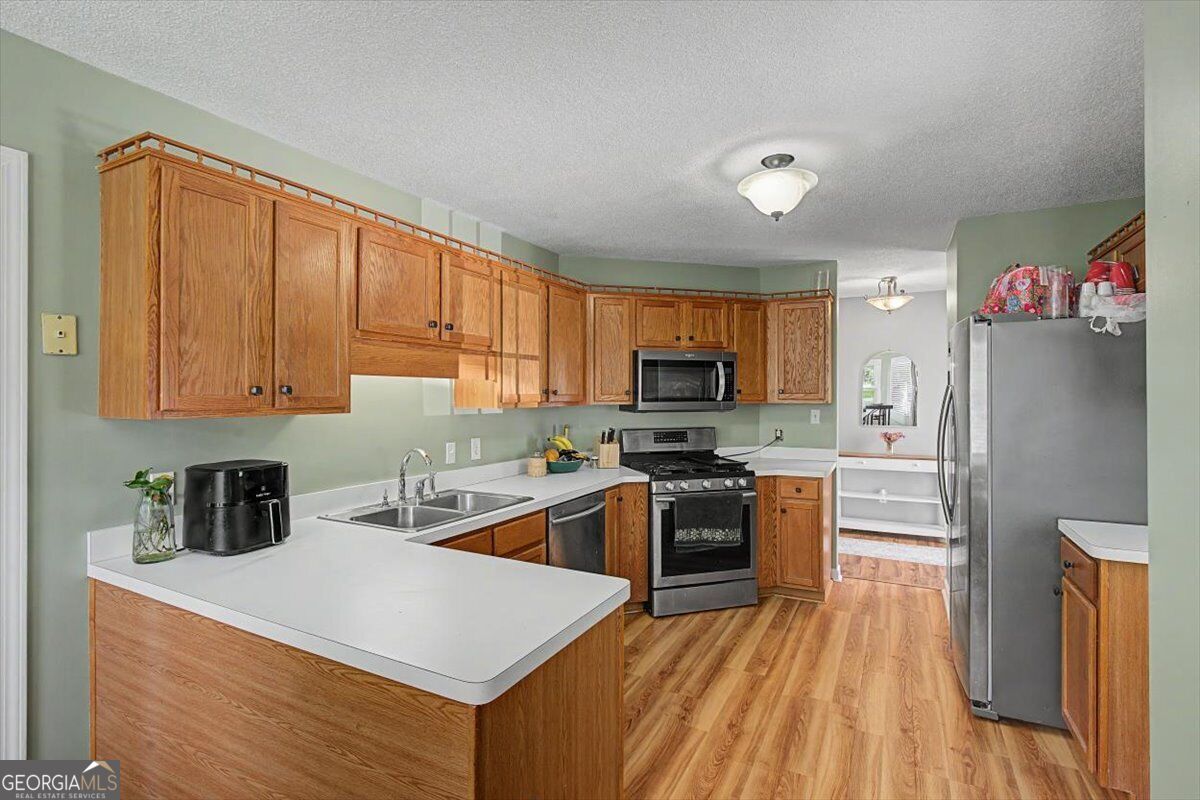 65 Windmill Drive Se Property Photo 7