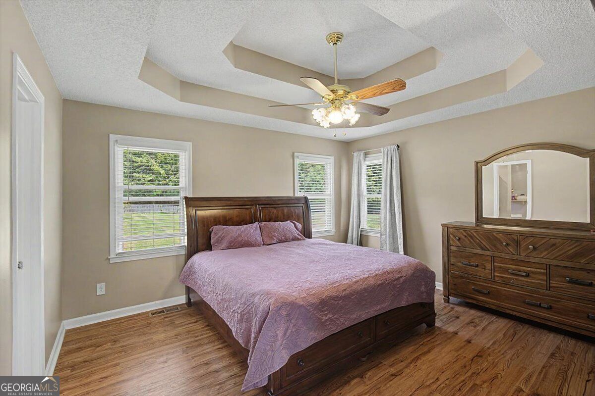 65 Windmill Drive Se Property Photo 14