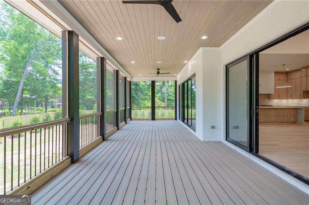 290 Christopher Robin Road Property Photo 13
