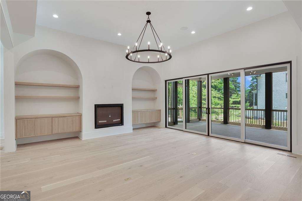 290 Christopher Robin Road Property Photo 16
