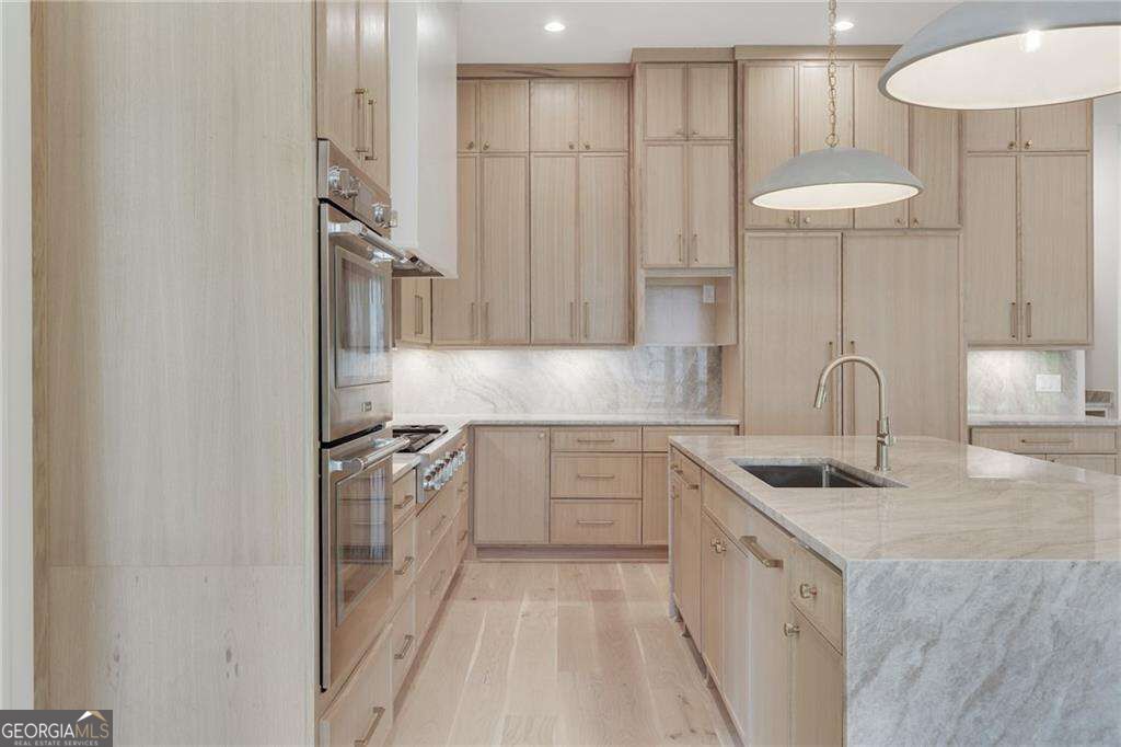 290 Christopher Robin Road Property Photo 21