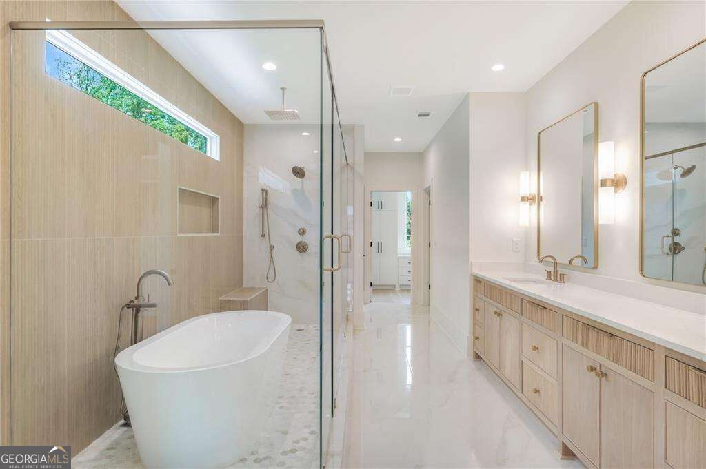 290 Christopher Robin Road Property Photo 38
