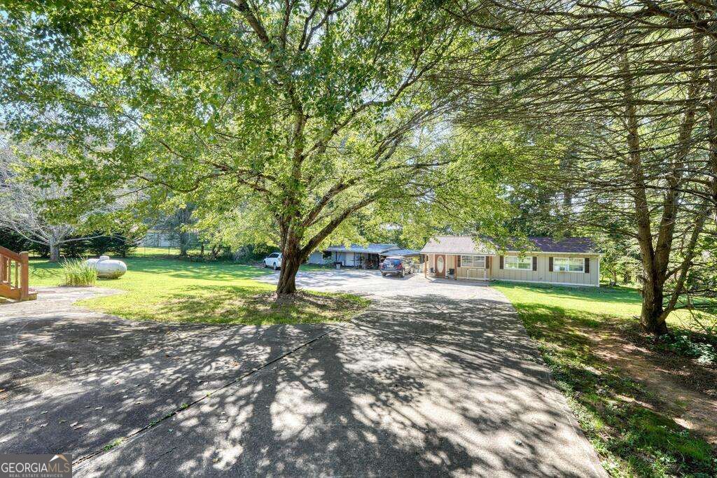 161&177 Butterfly Lane Property Photo 2