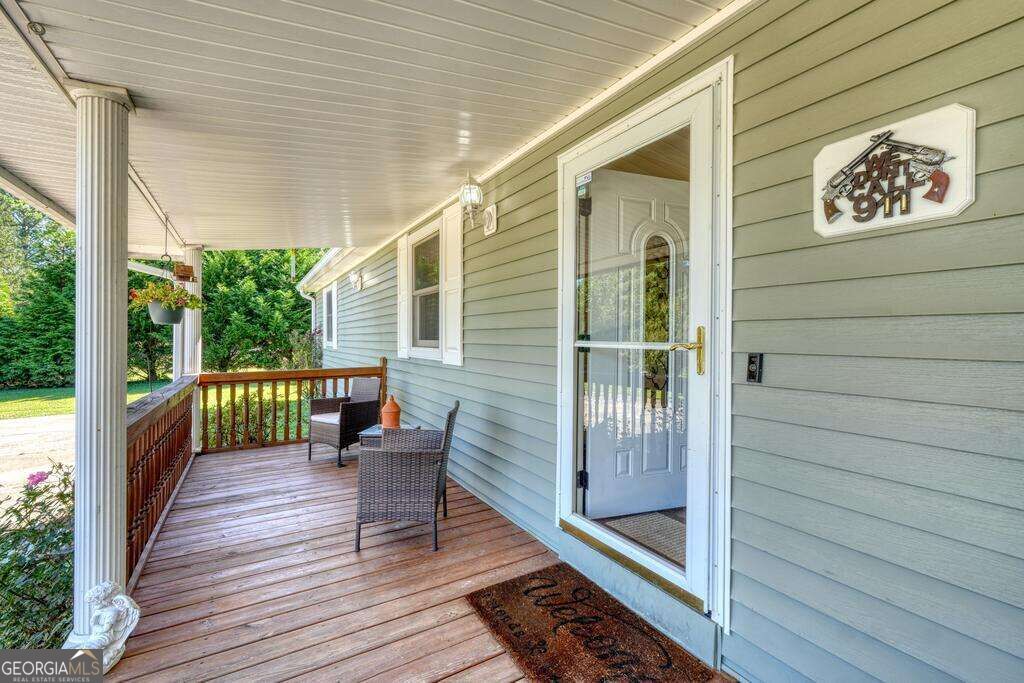 161&177 Butterfly Lane Property Photo 9