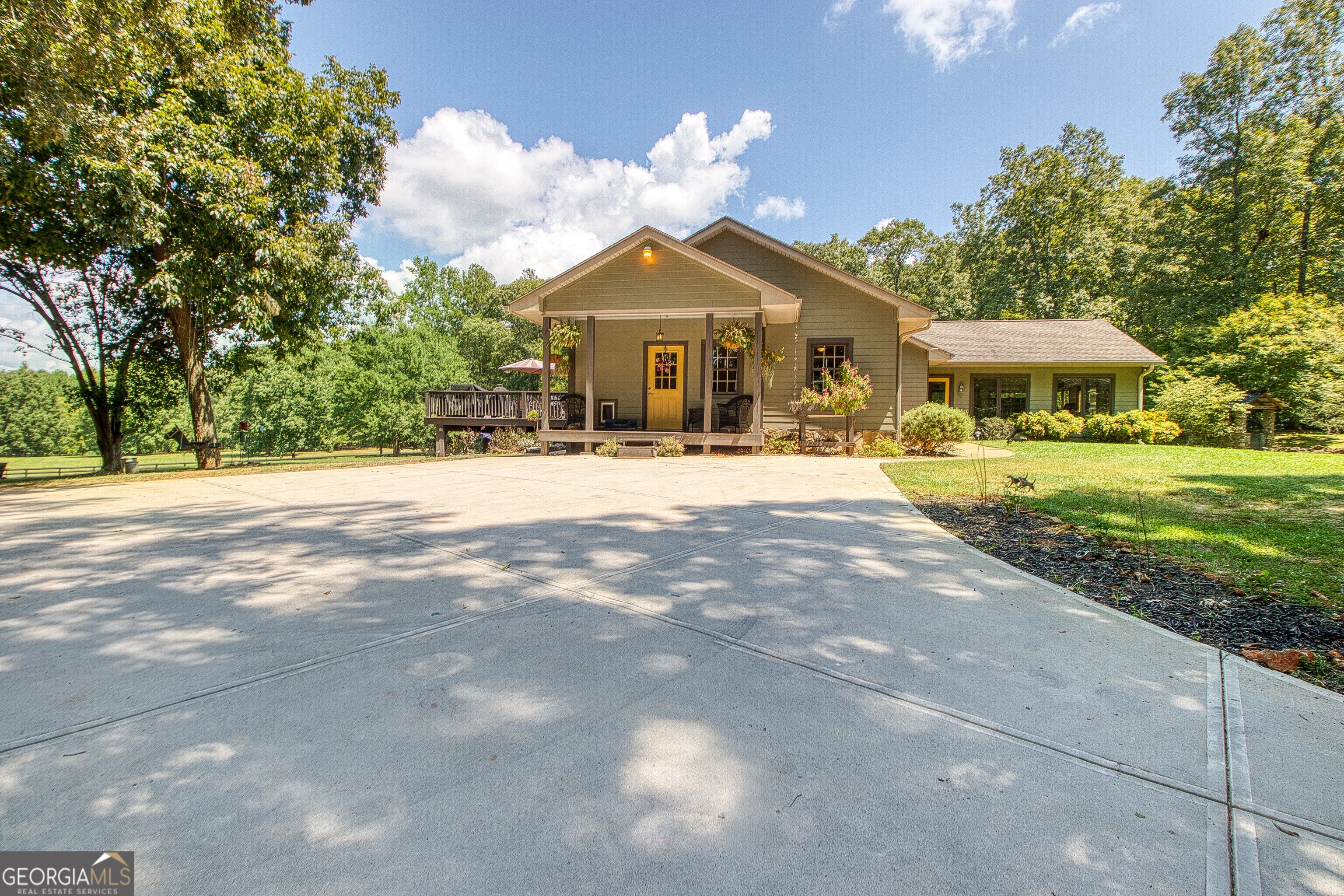 792 Fincher Road Property Photo 1