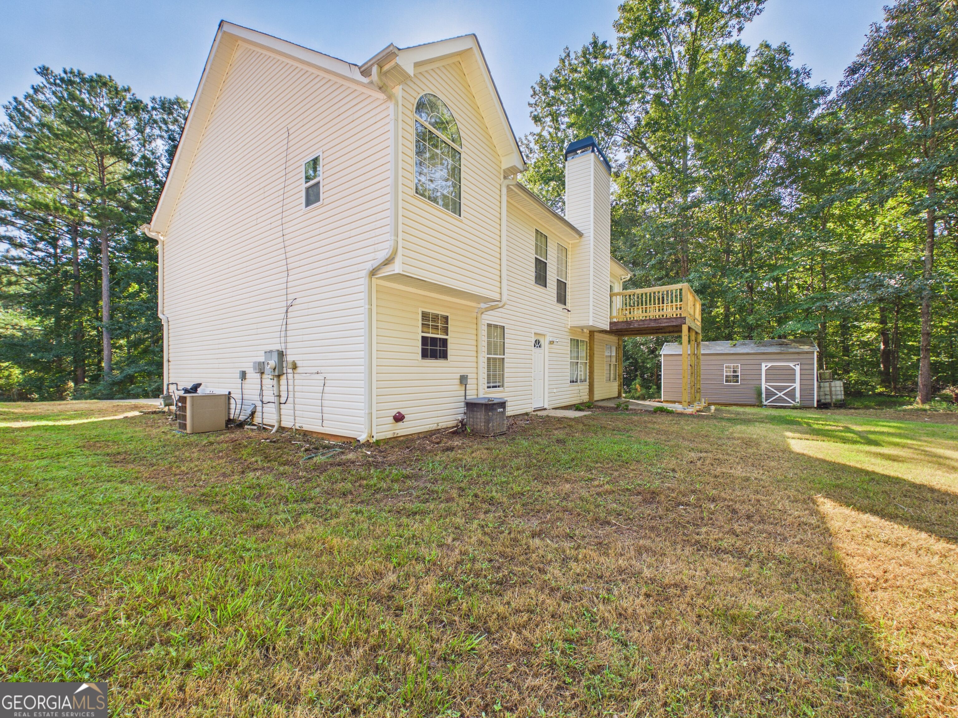 75 Lauren Overlook Property Photo 5