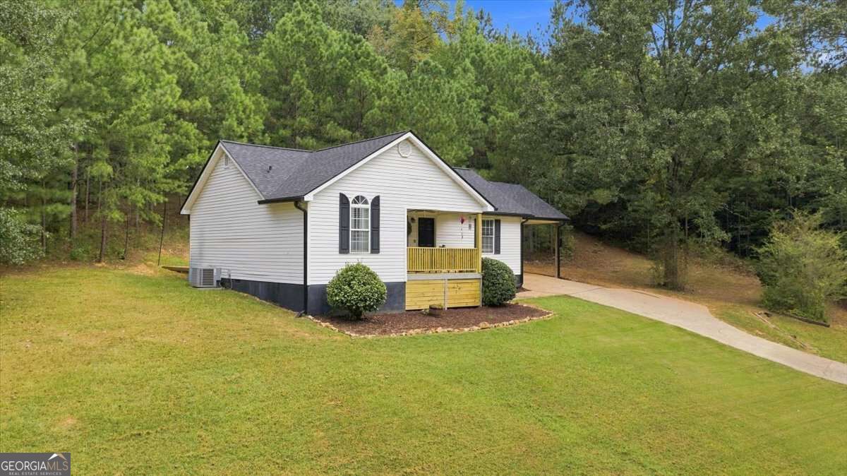 452 Parrish Road Property Photo 2