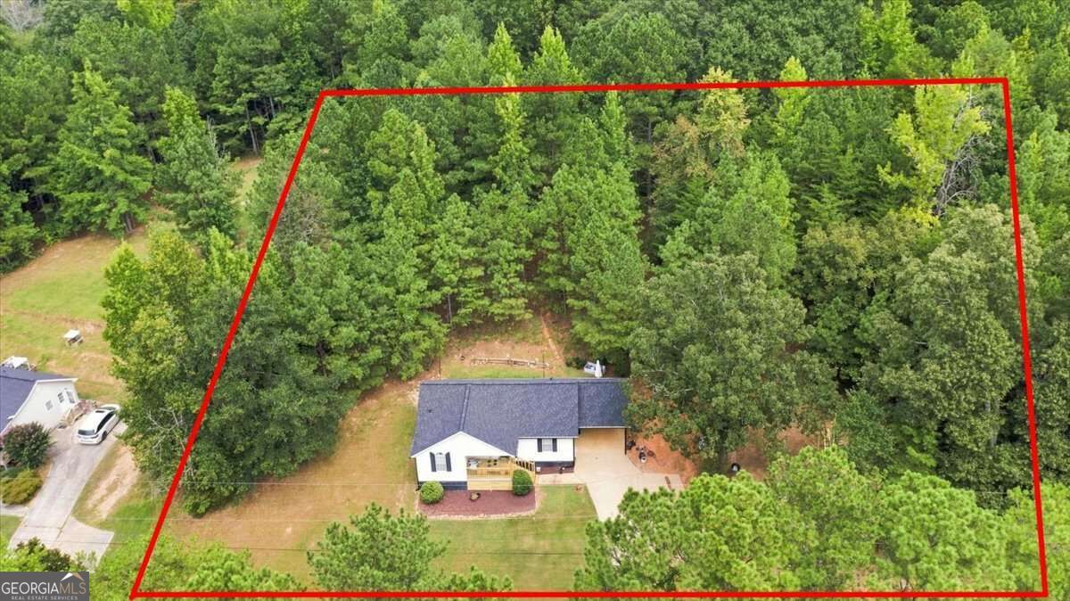 452 Parrish Road Property Photo 5