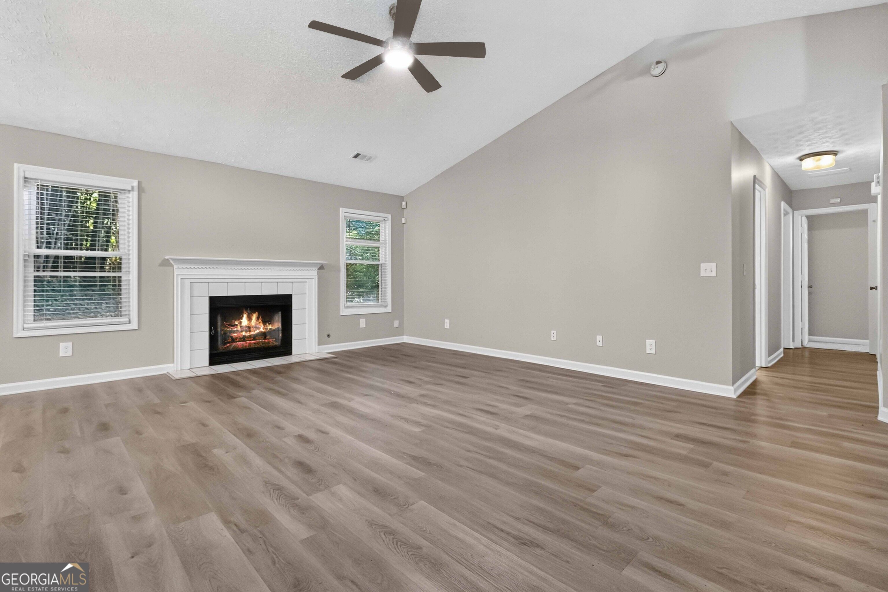 3820 Forsythia Way Property Photo 7