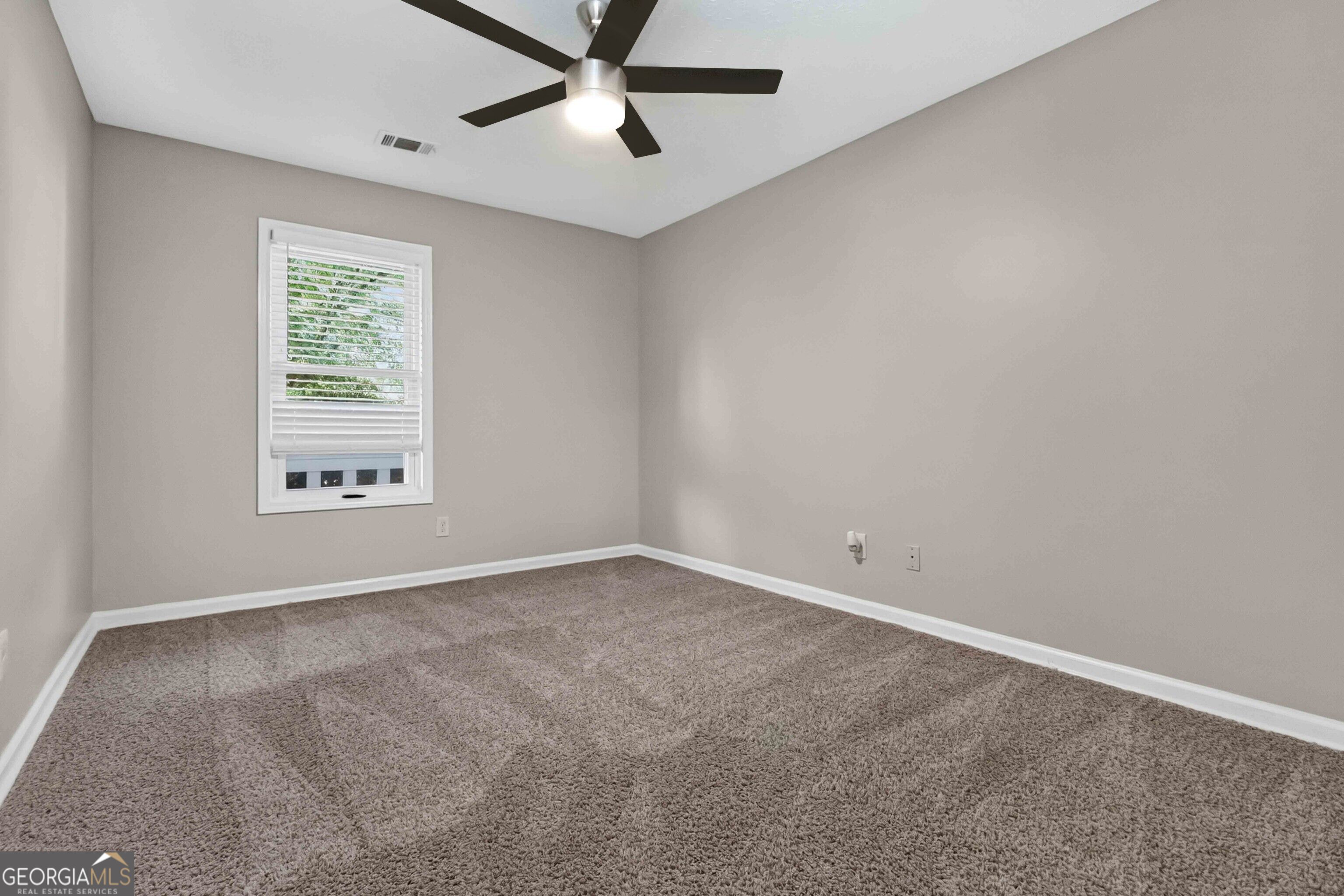 3820 Forsythia Way Property Photo 19