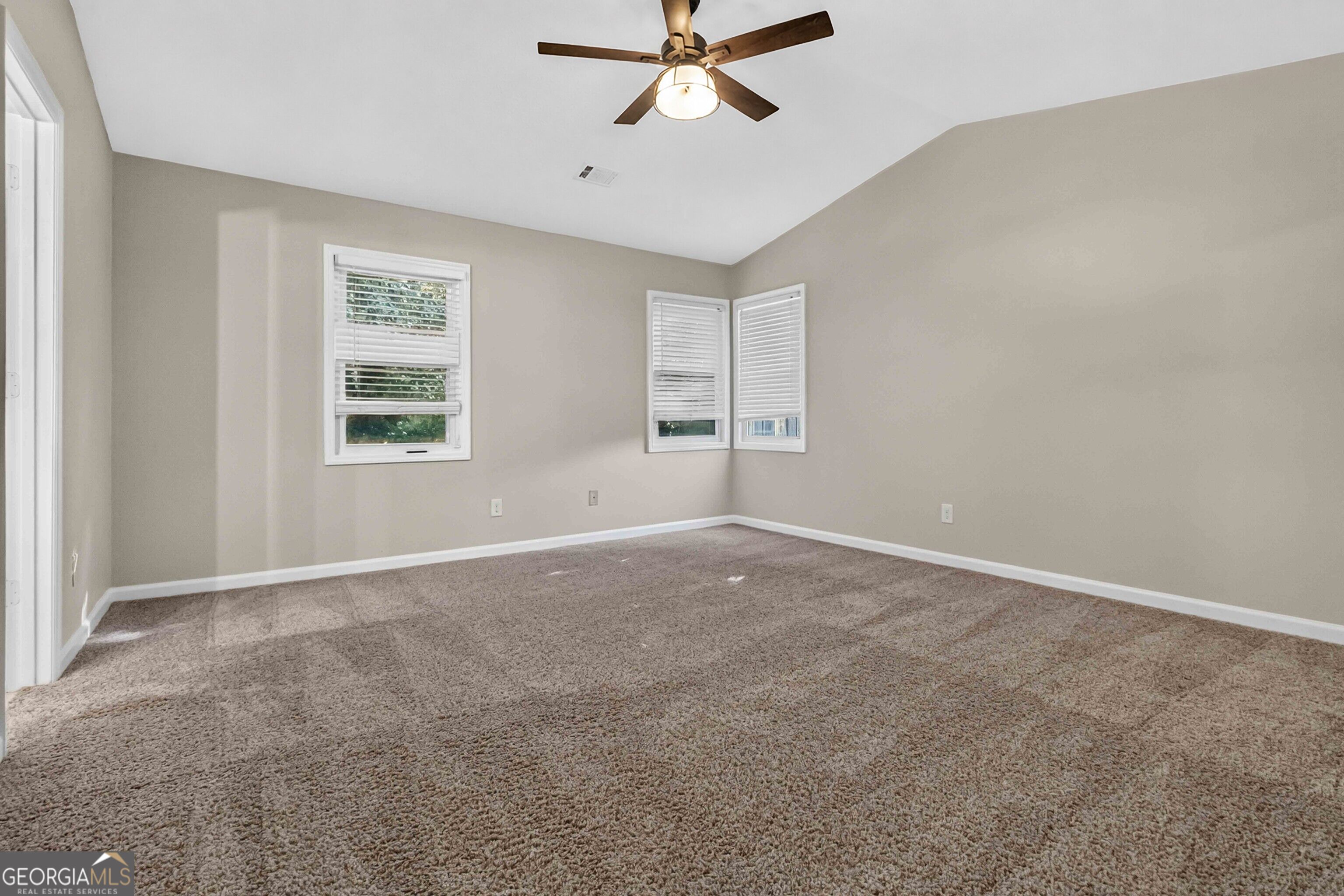 3820 Forsythia Way Property Photo 23