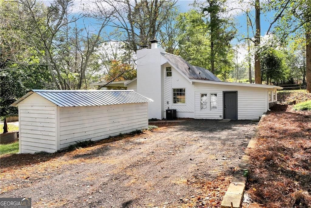 75 Lake Drive Property Photo 4