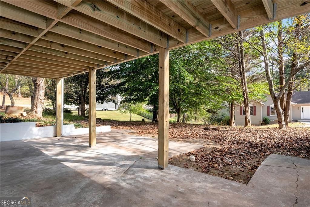 75 Lake Drive Property Photo 40