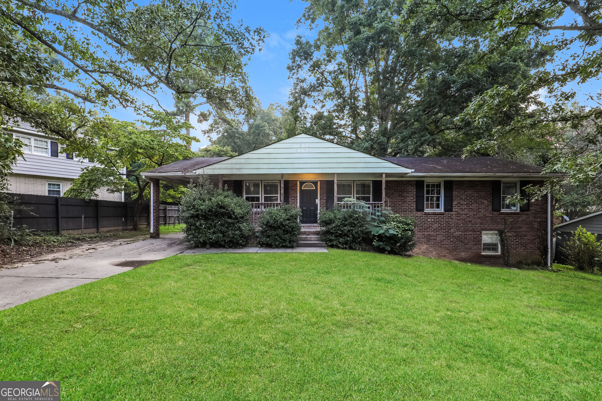 1596 Plover Road Property Photo 1