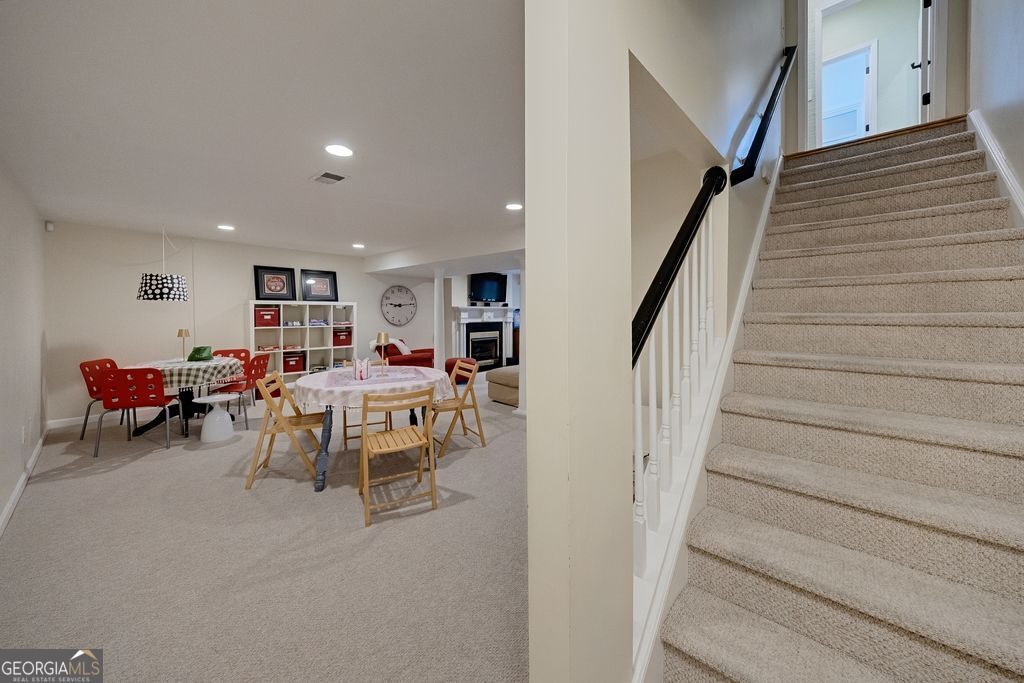 4728 Stirling Court Ne Property Photo 24