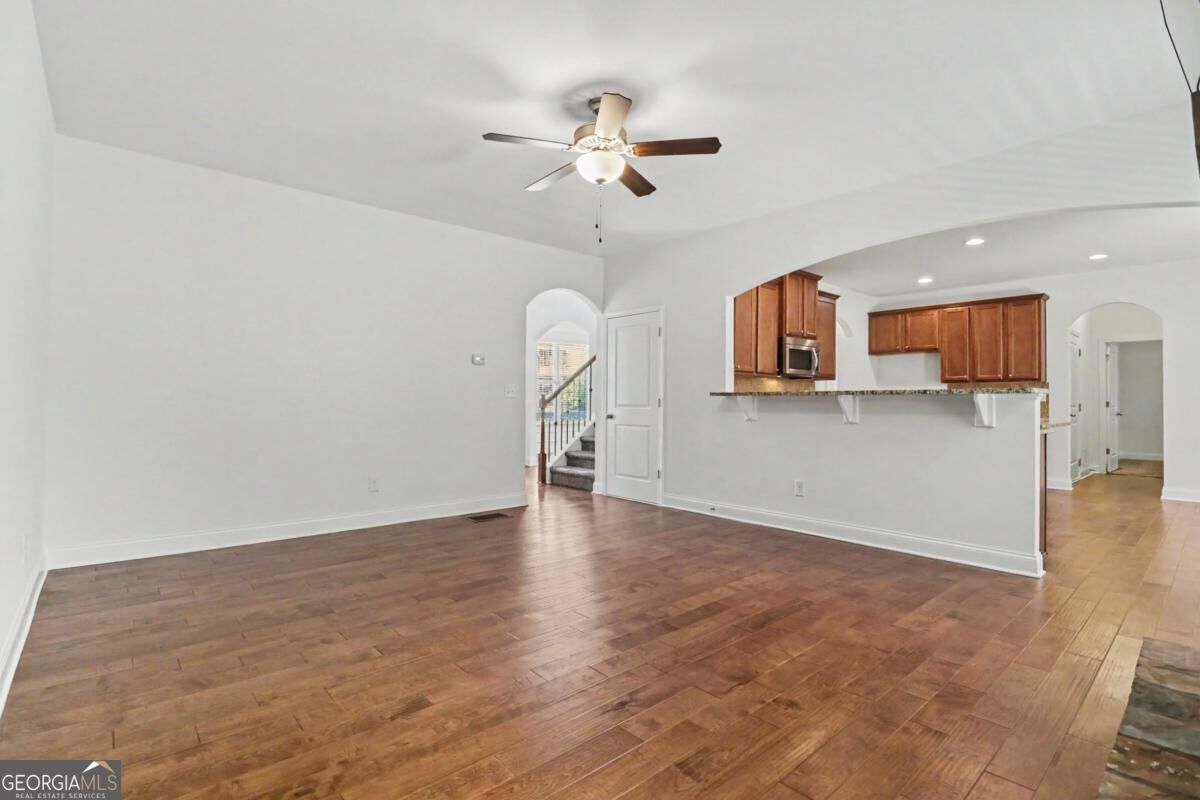 4010 Village Estates Court Property Photo 4