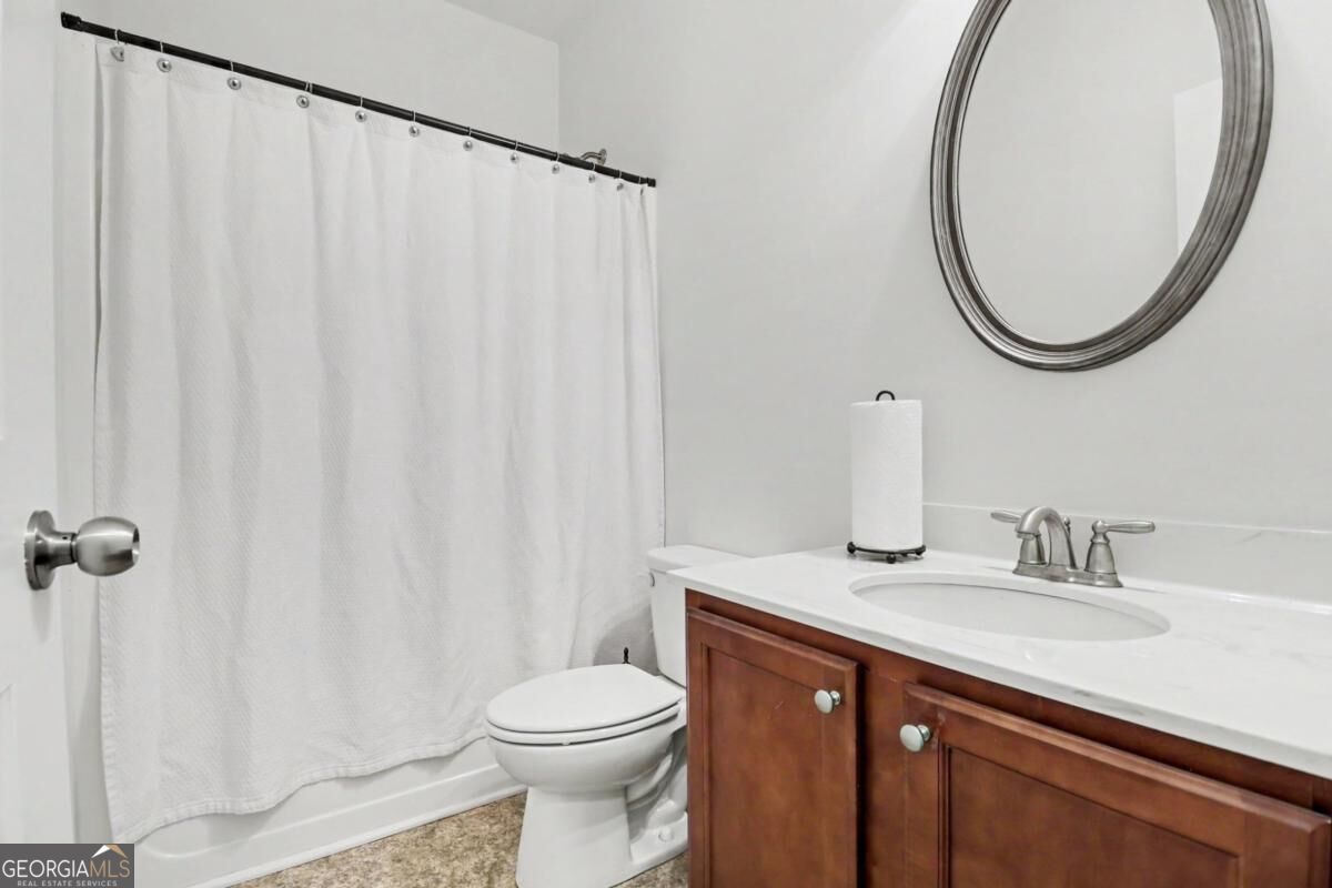 4010 Village Estates Court Property Photo 11