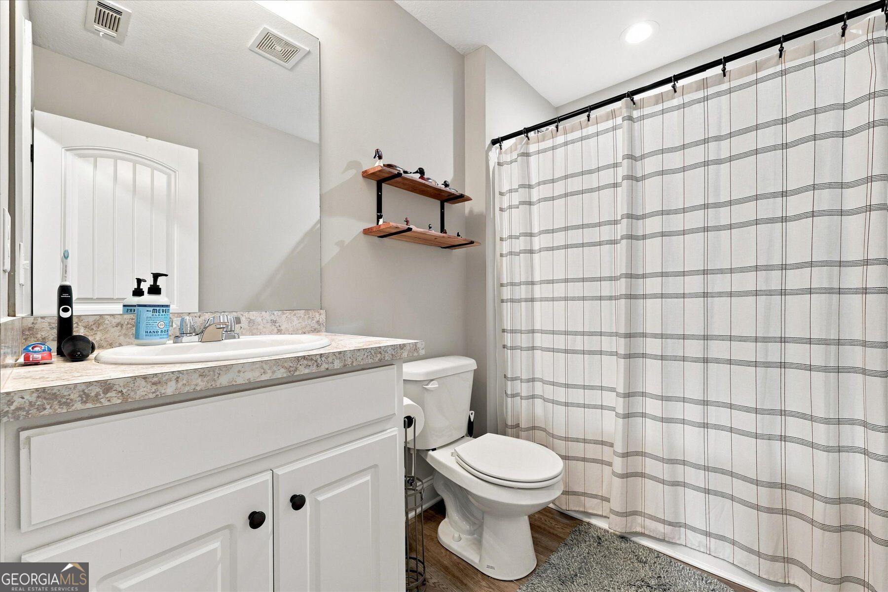 276 Kinsley Way Property Photo 26