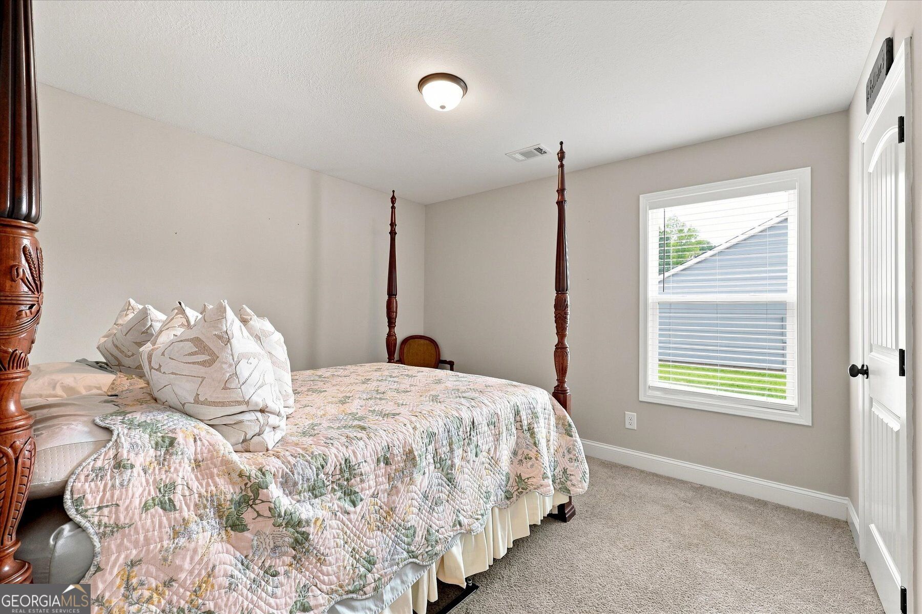276 Kinsley Way Property Photo 27