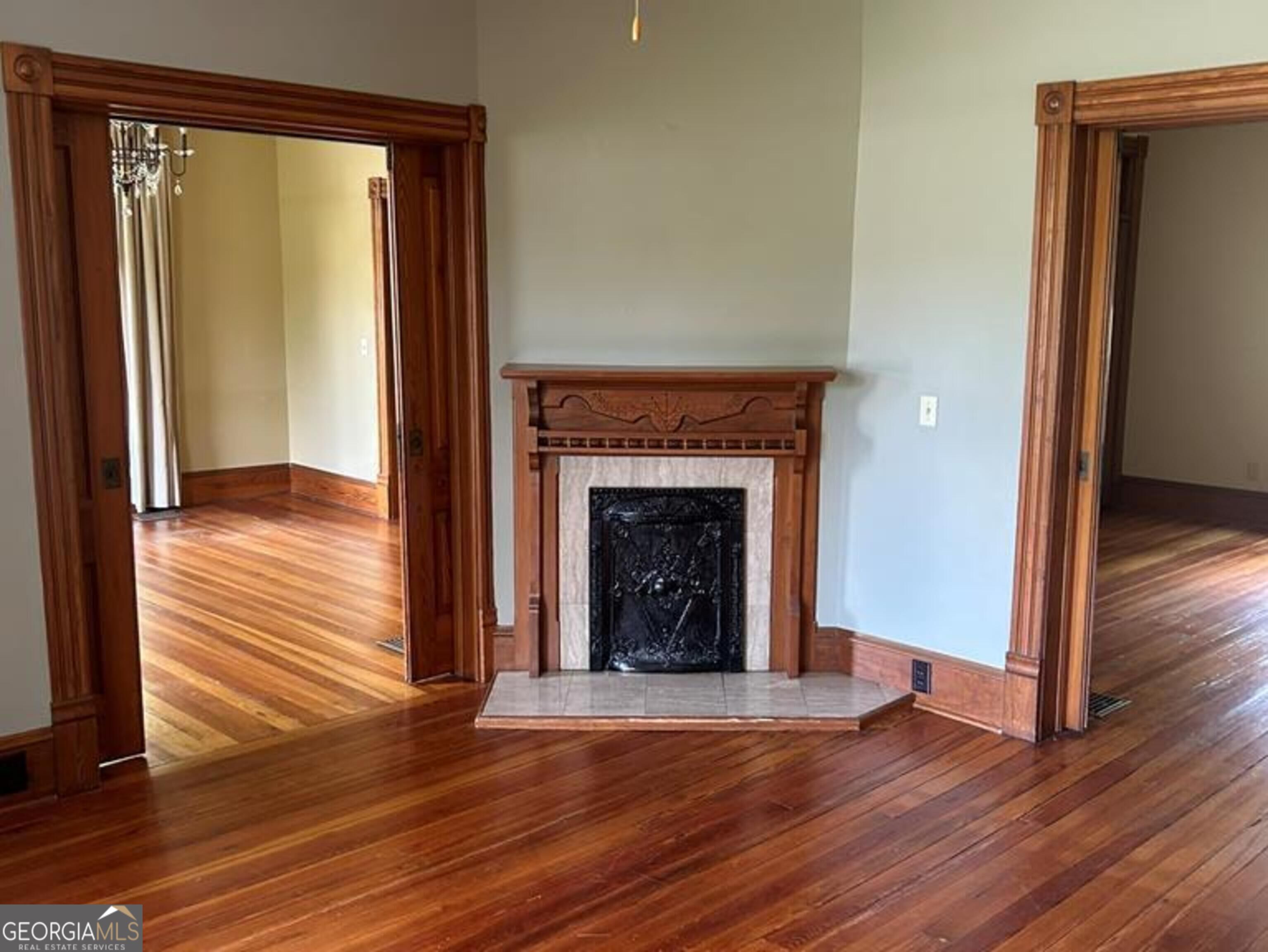 190 Mckinney Street Property Photo 4