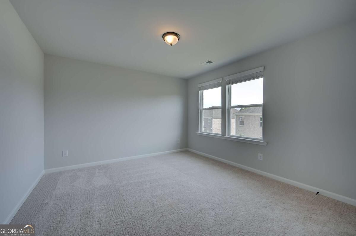 179 Dalston Cove Property Photo 18