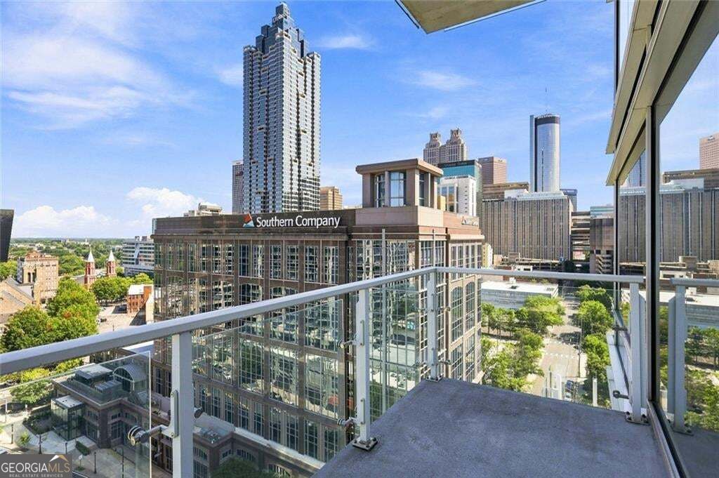 45 Ivan Allen Jr Boulevard Nw # 1808 Property Photo 3
