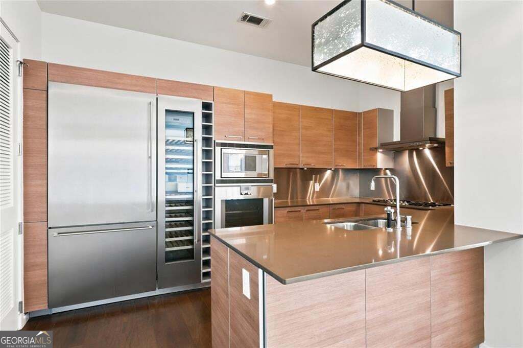45 Ivan Allen Jr Boulevard Nw # 1808 Property Photo 14