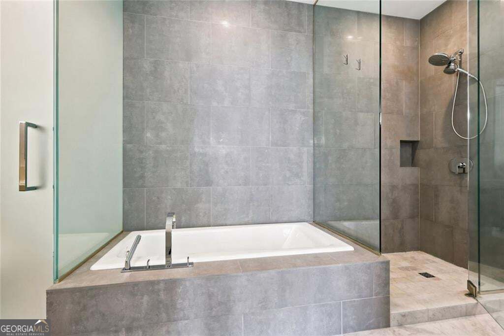 45 Ivan Allen Jr Boulevard Nw # 1808 Property Photo 25