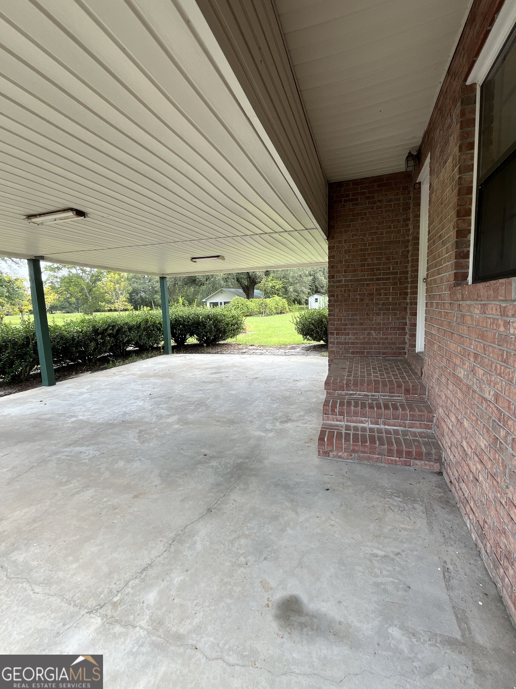 73 Morrison Lane Property Photo 9