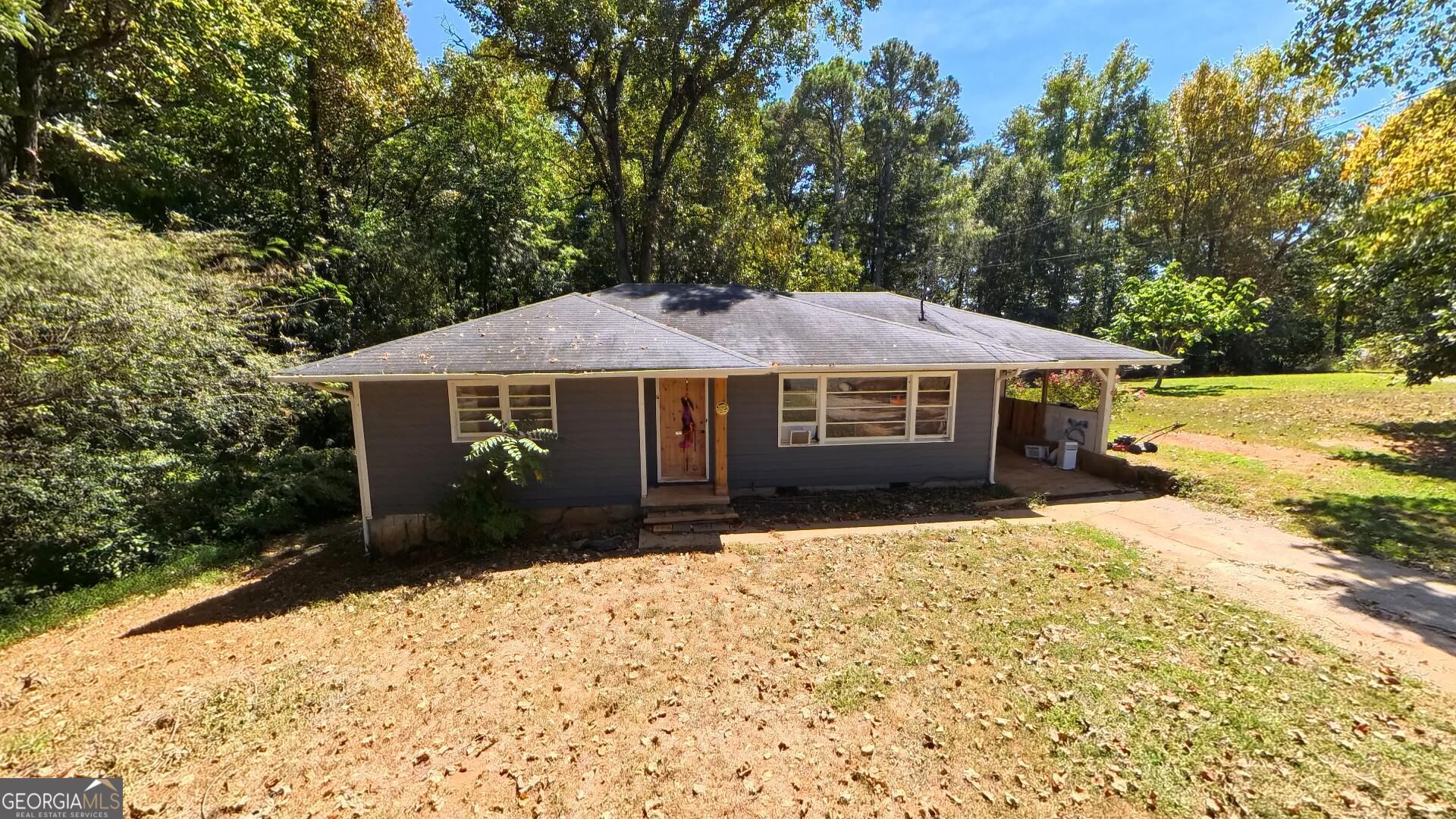 35 Collins Road Property Photo 2