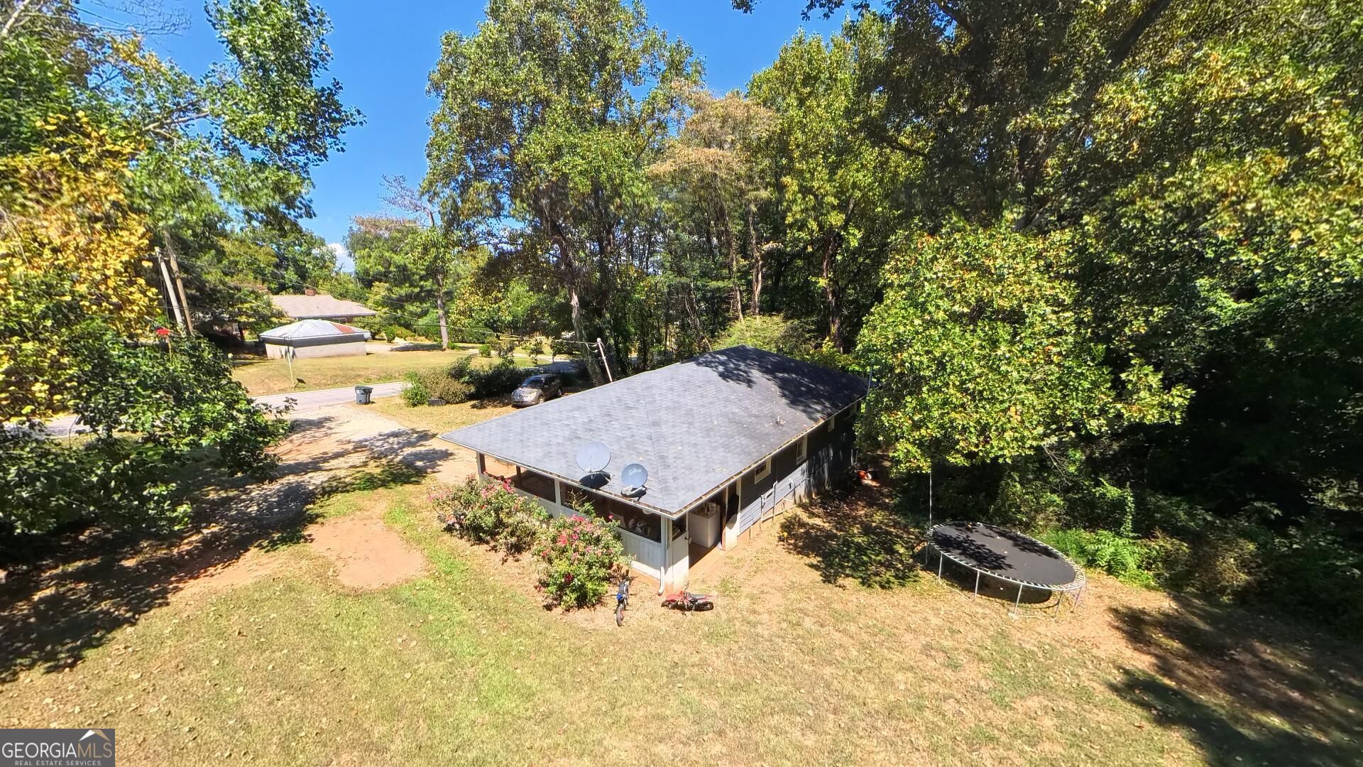 35 Collins Road Property Photo 4