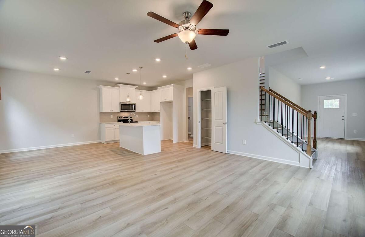 1 Camellia Drive Property Photo 7