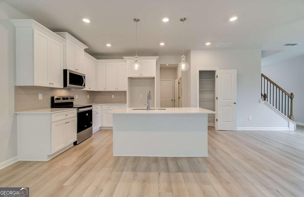 1 Camellia Drive Property Photo 11
